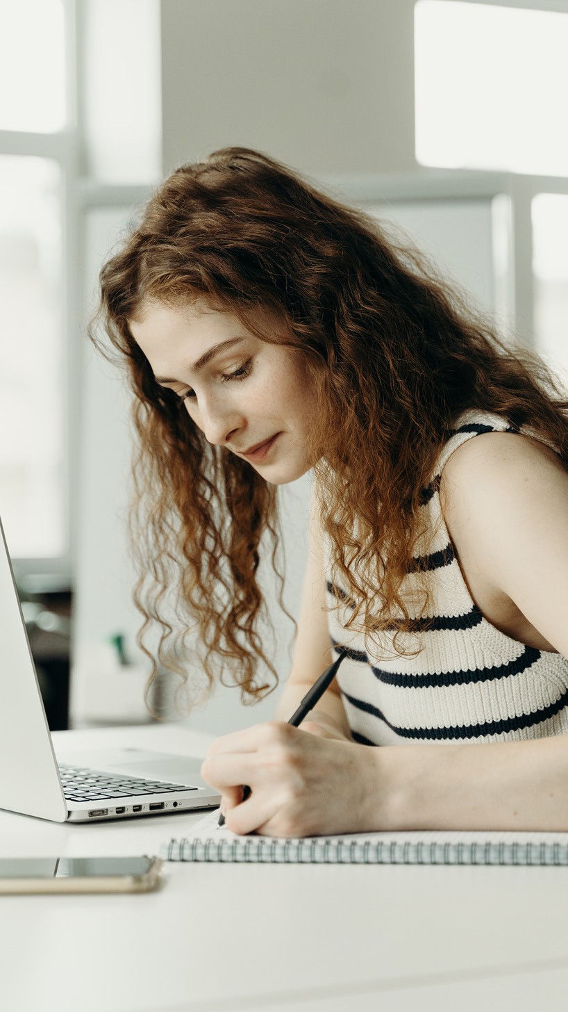 Collecteur·rice de fonds humanitaires