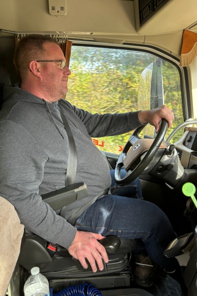 Livreur·euse d’aliments pour volaille