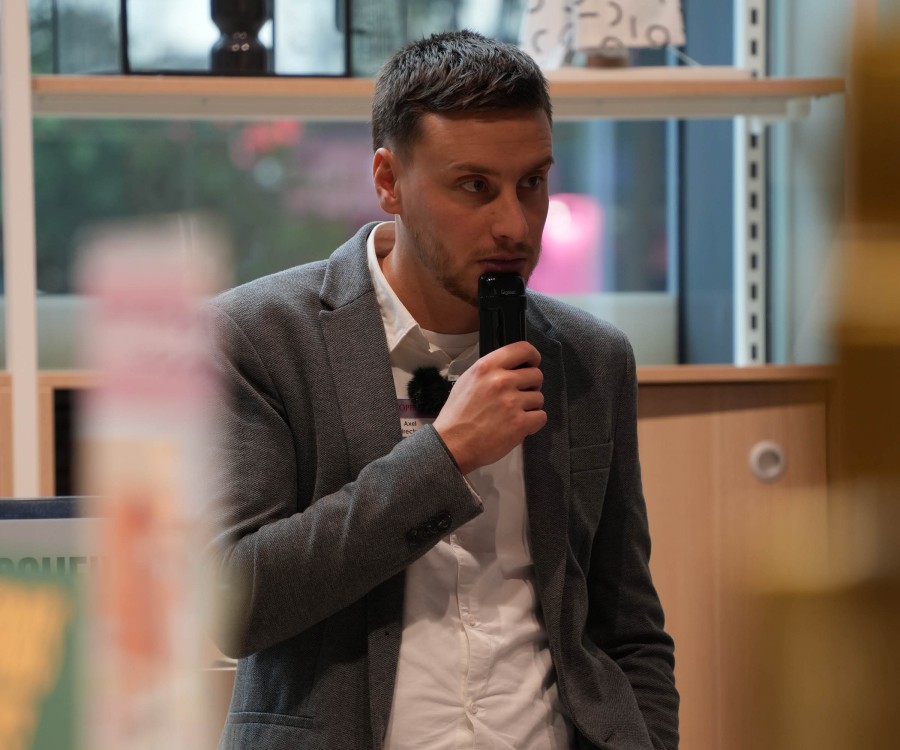 Directeur·rice de magasin de grande distribution - galerie 7