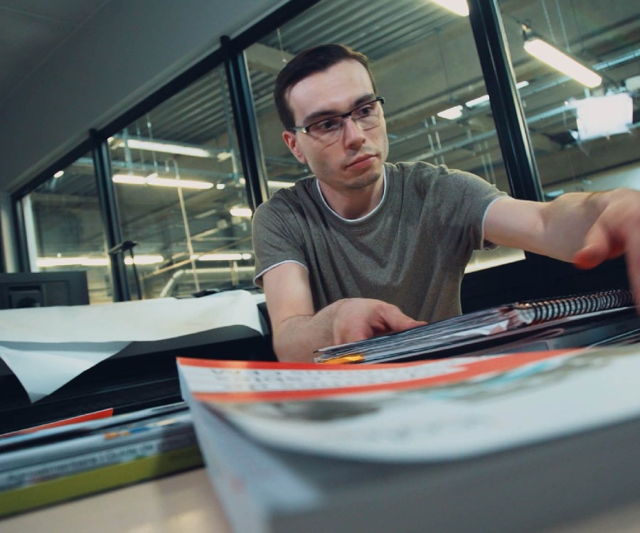 Conducteur·rice de ligne de conditionnement chimie - galerie 5