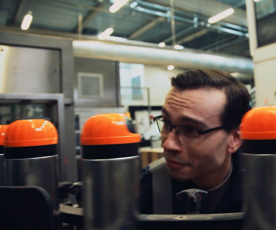 Conducteur·rice de ligne de conditionnement chimie - galerie 6